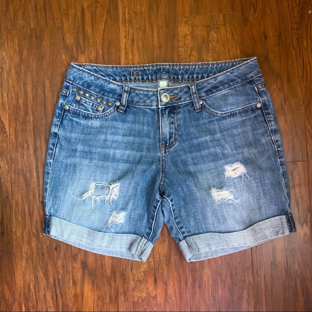 | LC | Distressed Shorts